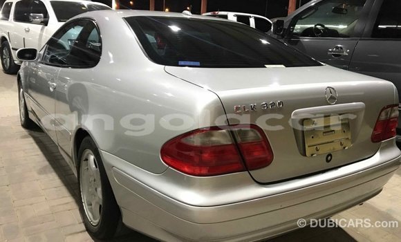 Comprar Importar Mercedes-Benz 190 (W201) Outro Carro em Import - Dubai em Bengo Province Comprar Importar Mercedes-Benz 190 (W201) Outro Carro em Import - Dubai em Bengo Province