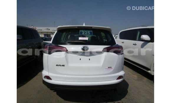 Comprar Importar Toyota 4Runner Branco Carro em Import - Dubai em Bengo Province Comprar Importar Toyota 4Runner Branco Carro em Import - Dubai em Bengo Province