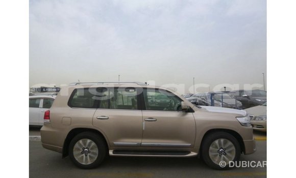 Comprar Importar Toyota Land Cruiser Outro Carro em Import - Dubai em Bengo Province Comprar Importar Toyota Land Cruiser Outro Carro em Import - Dubai em Bengo Province