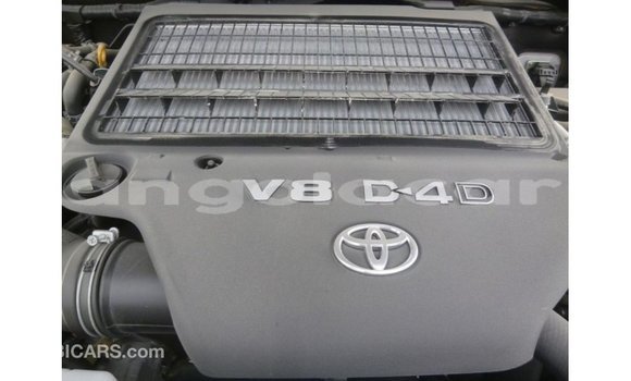 Comprar Importar Toyota Land Cruiser Outro Carro em Import - Dubai em Bengo Province Comprar Importar Toyota Land Cruiser Outro Carro em Import - Dubai em Bengo Province