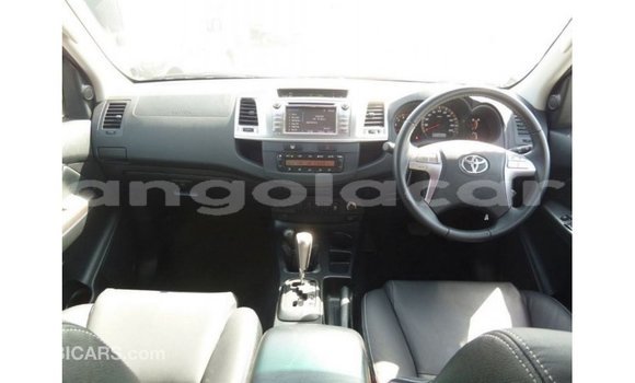 Comprar Importar Toyota Hilux Outro Carro em Import - Dubai em Bengo Province Comprar Importar Toyota Hilux Outro Carro em Import - Dubai em Bengo Province