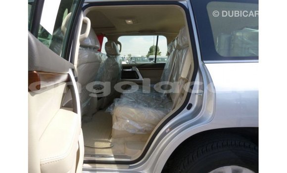 Comprar Importar Toyota Land Cruiser Outro Carro em Import - Dubai em Bengo Province Comprar Importar Toyota Land Cruiser Outro Carro em Import - Dubai em Bengo Province