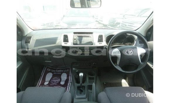 Comprar Importar Toyota Hilux Azul Carro em Import - Dubai em Bengo Province Comprar Importar Toyota Hilux Azul Carro em Import - Dubai em Bengo Province