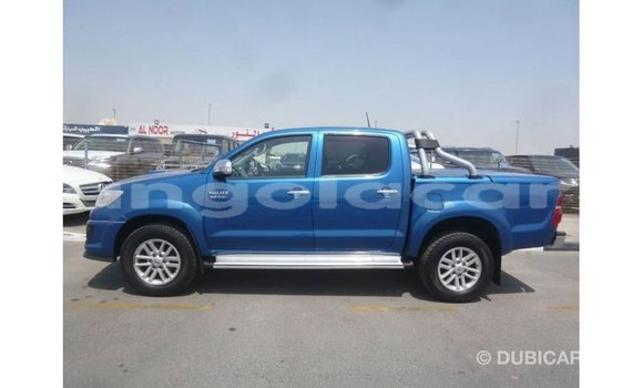 Comprar Importar Toyota Hilux Azul Carro em Import - Dubai em Bengo Province Comprar Importar Toyota Hilux Azul Carro em Import - Dubai em Bengo Province
