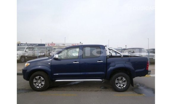 Comprar Importar Toyota Hilux Azul Carro em Import - Dubai em Bengo Province Comprar Importar Toyota Hilux Azul Carro em Import - Dubai em Bengo Province