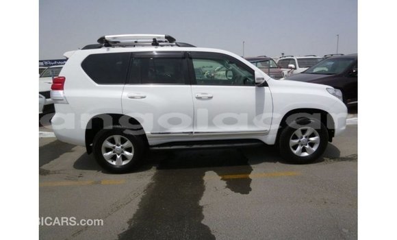 Comprar Importar Toyota Prado Branco Carro em Import - Dubai em Bengo Province Comprar Importar Toyota Prado Branco Carro em Import - Dubai em Bengo Province