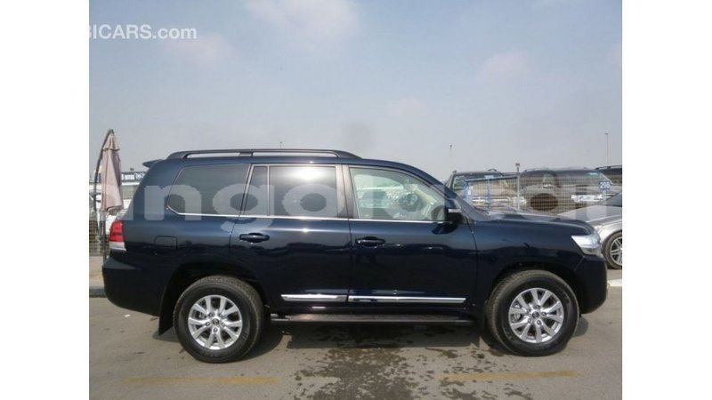 Big with watermark toyota land cruiser bengo province import dubai 7082