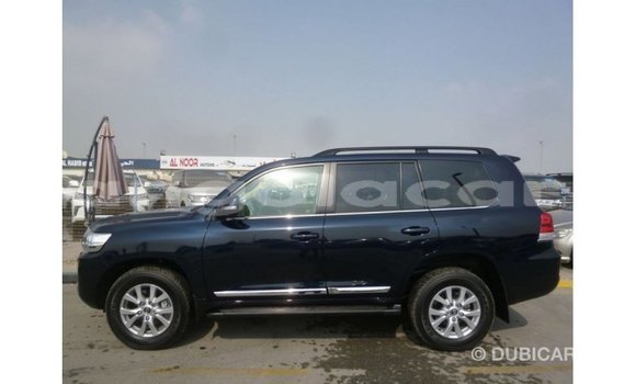 Comprar Importar Toyota Land Cruiser Azul Carro em Import - Dubai em Bengo Province Comprar Importar Toyota Land Cruiser Azul Carro em Import - Dubai em Bengo Province