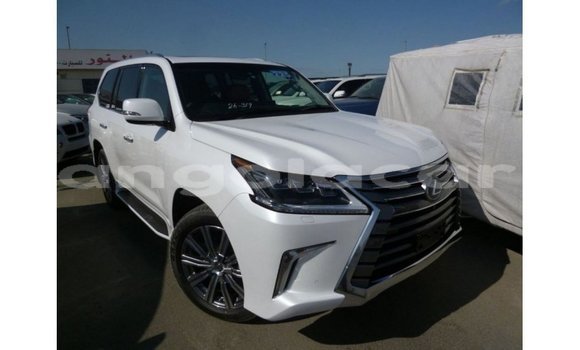 Comprar Importar Lexus LX Branco Carro em Import - Dubai em Bengo Province Comprar Importar Lexus LX Branco Carro em Import - Dubai em Bengo Province