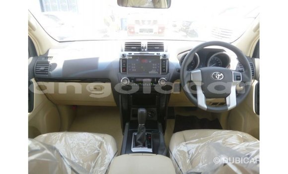 Comprar Importar Toyota Prado Branco Carro em Import - Dubai em Bengo Province Comprar Importar Toyota Prado Branco Carro em Import - Dubai em Bengo Province