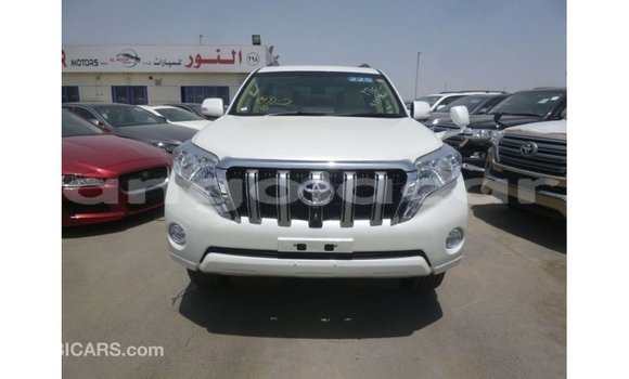 Comprar Importar Toyota Prado Branco Carro em Import - Dubai em Bengo Province Comprar Importar Toyota Prado Branco Carro em Import - Dubai em Bengo Province