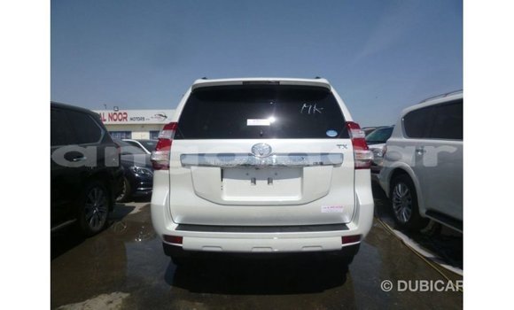 Comprar Importar Toyota Prado Branco Carro em Import - Dubai em Bengo Province Comprar Importar Toyota Prado Branco Carro em Import - Dubai em Bengo Province
