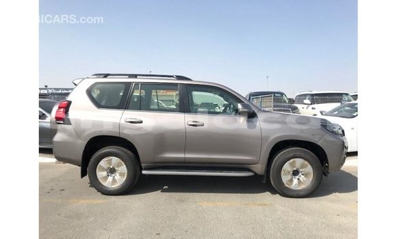 Comprar Importar Toyota Prado Marrom Carro em Import - Dubai em Bengo Province Comprar Importar Toyota Prado Marrom Carro em Import - Dubai em Bengo Province