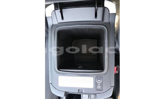 Comprar Importar Toyota Prado Marrom Carro em Import - Dubai em Bengo Province Comprar Importar Toyota Prado Marrom Carro em Import - Dubai em Bengo Province