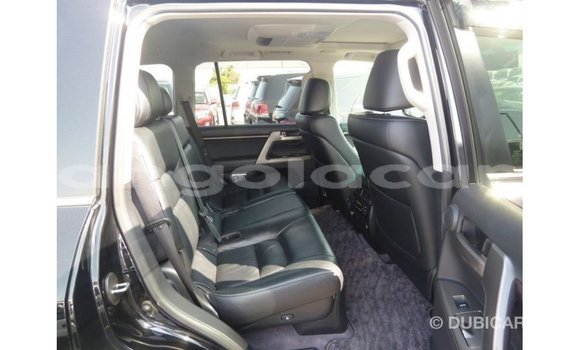 Comprar Importar Toyota Land Cruiser Preto Carro em Import - Dubai em Bengo Province Comprar Importar Toyota Land Cruiser Preto Carro em Import - Dubai em Bengo Province