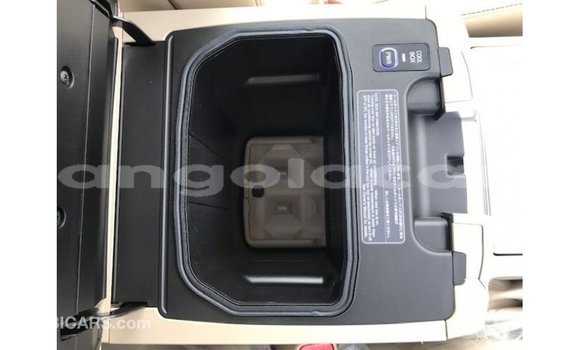 Comprar Importar Toyota Land Cruiser Branco Carro em Import - Dubai em Bengo Province Comprar Importar Toyota Land Cruiser Branco Carro em Import - Dubai em Bengo Province