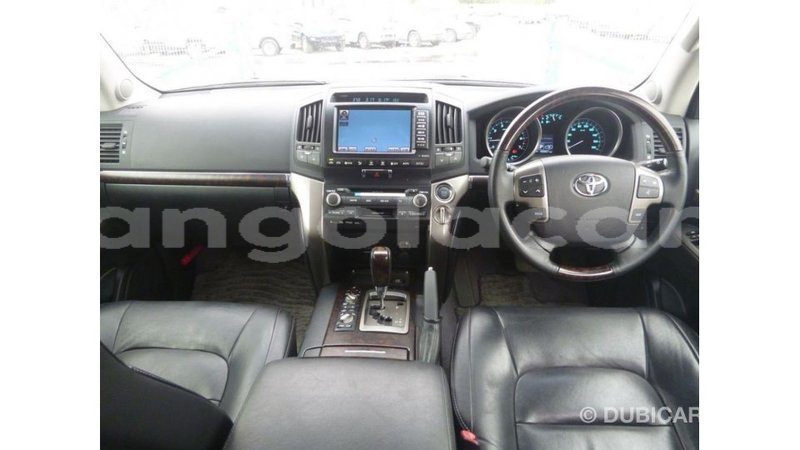 Big with watermark toyota land cruiser bengo province import dubai 7099