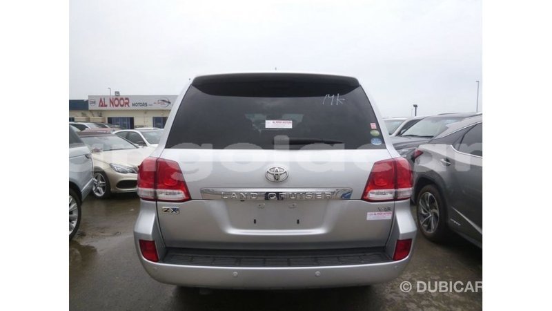 Big with watermark toyota land cruiser bengo province import dubai 7099