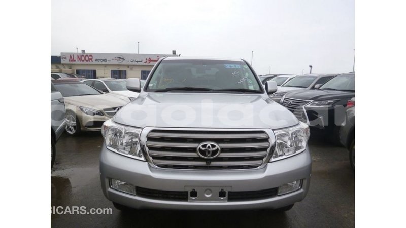 Big with watermark toyota land cruiser bengo province import dubai 7099