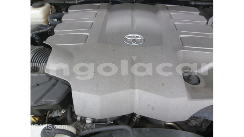 Big with watermark toyota land cruiser bengo province import dubai 7099