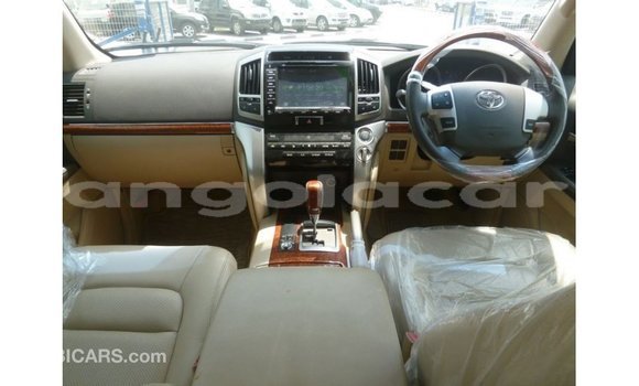 Comprar Importar Toyota Land Cruiser Preto Carro em Import - Dubai em Bengo Province Comprar Importar Toyota Land Cruiser Preto Carro em Import - Dubai em Bengo Province