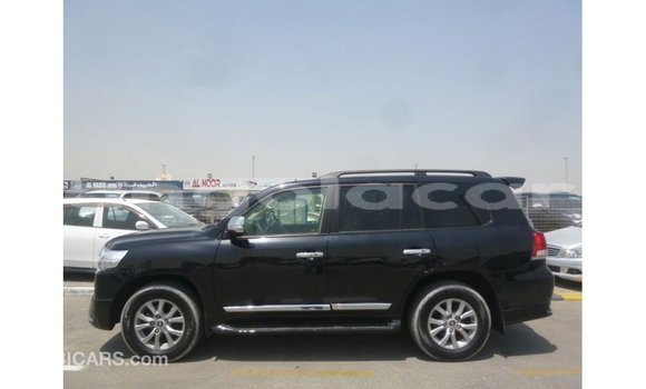 Comprar Importar Toyota Land Cruiser Preto Carro em Import - Dubai em Bengo Province Comprar Importar Toyota Land Cruiser Preto Carro em Import - Dubai em Bengo Province