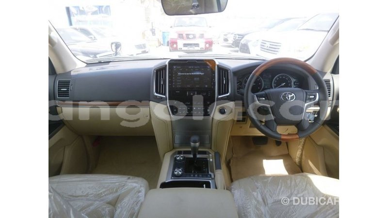 Big with watermark toyota land cruiser bengo province import dubai 7108