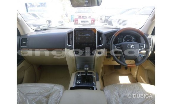 Acheter Import Voiture Toyota Land Cruiser Noir à Import - Dubai, Province de Bengo Acheter Import Voiture Toyota Land Cruiser Noir à Import - Dubai, Province de Bengo