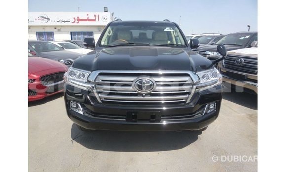 Acheter Import Voiture Toyota Land Cruiser Noir à Import - Dubai, Province de Bengo Acheter Import Voiture Toyota Land Cruiser Noir à Import - Dubai, Province de Bengo