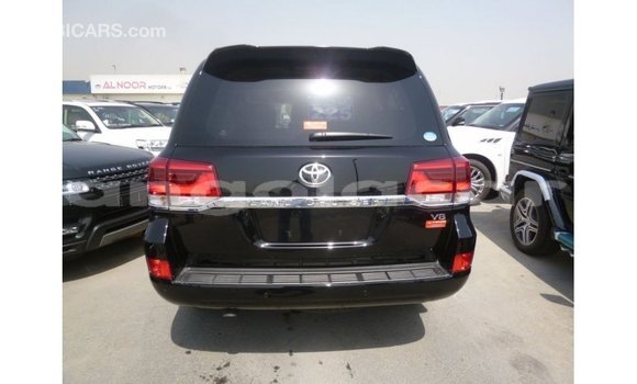 Comprar Importar Toyota Land Cruiser Preto Carro em Import - Dubai em Bengo Province Comprar Importar Toyota Land Cruiser Preto Carro em Import - Dubai em Bengo Province