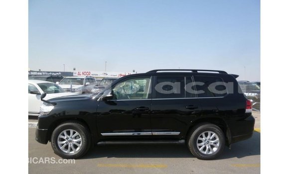 Comprar Importar Toyota Land Cruiser Preto Carro em Import - Dubai em Bengo Province Comprar Importar Toyota Land Cruiser Preto Carro em Import - Dubai em Bengo Province