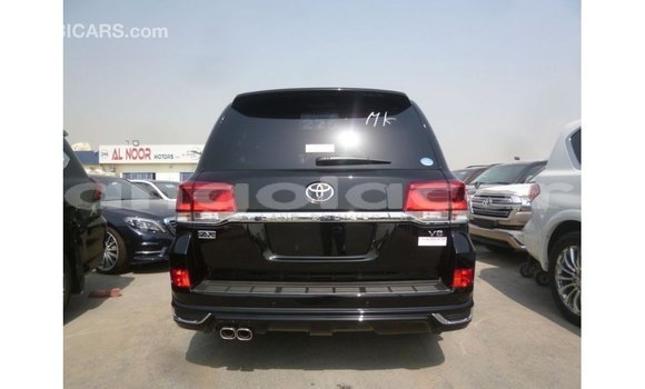 Comprar Importar Toyota Land Cruiser Preto Carro em Import - Dubai em Bengo Province Comprar Importar Toyota Land Cruiser Preto Carro em Import - Dubai em Bengo Province