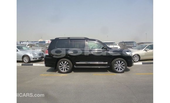 Comprar Importar Toyota Land Cruiser Preto Carro em Import - Dubai em Bengo Province Comprar Importar Toyota Land Cruiser Preto Carro em Import - Dubai em Bengo Province