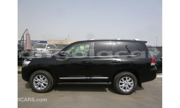 Comprar Importar Toyota Land Cruiser Preto Carro em Import - Dubai em Bengo Province Comprar Importar Toyota Land Cruiser Preto Carro em Import - Dubai em Bengo Province