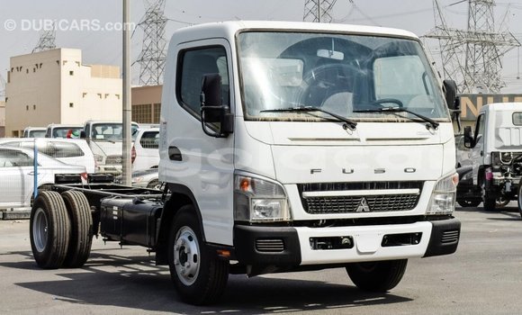Comprar Importar Mitsubishi Carisma Branco Carro em Import - Dubai em Bengo Province Comprar Importar Mitsubishi Carisma Branco Carro em Import - Dubai em Bengo Province