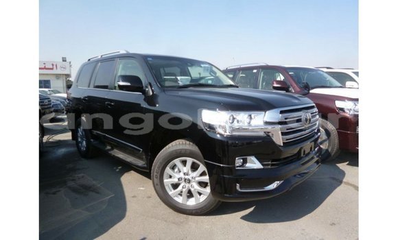 Acheter Import Voiture Toyota Land Cruiser Noir à Import - Dubai, Province de Bengo Acheter Import Voiture Toyota Land Cruiser Noir à Import - Dubai, Province de Bengo
