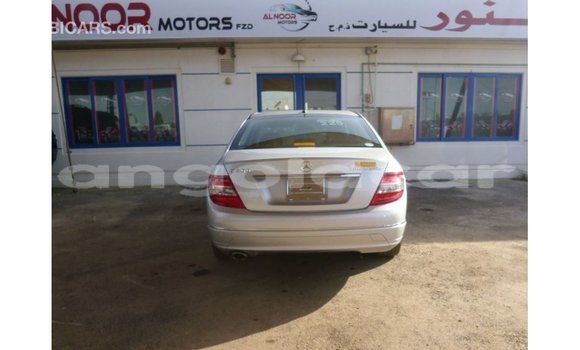Comprar Importar Mercedes-Benz 200 Outro Carro em Import - Dubai em Bengo Province Comprar Importar Mercedes-Benz 200 Outro Carro em Import - Dubai em Bengo Province