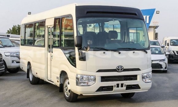 Acheter Import Voiture Toyota Coaster Blanc à Import - Dubai, Province de Bengo Acheter Import Voiture Toyota Coaster Blanc à Import - Dubai, Province de Bengo