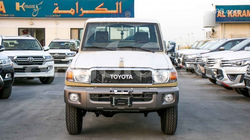 Big with watermark toyota land cruiser bengo province import dubai 7123