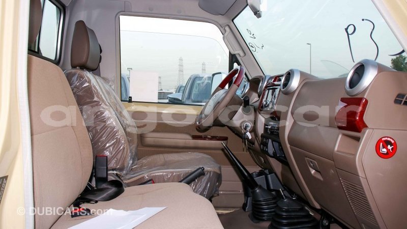 Big with watermark toyota land cruiser bengo province import dubai 7123