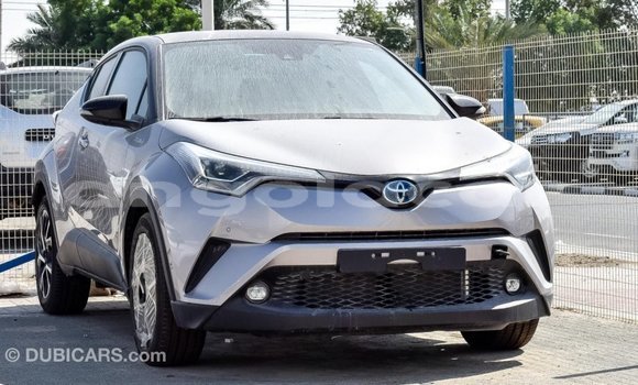 Comprar Importar Toyota C-HR Outro Carro em Import - Dubai em Bengo Province Comprar Importar Toyota C-HR Outro Carro em Import - Dubai em Bengo Province
