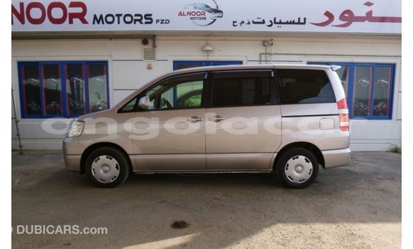 Acheter Import Voiture Toyota Voxy Autre à Import - Dubai, Province de Bengo Acheter Import Voiture Toyota Voxy Autre à Import - Dubai, Province de Bengo