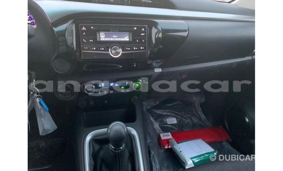 Comprar Importar Toyota Hilux Preto Carro em Import - Dubai em Bengo Province Comprar Importar Toyota Hilux Preto Carro em Import - Dubai em Bengo Province