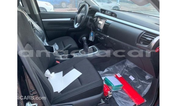 Comprar Importar Toyota Hilux Preto Carro em Import - Dubai em Bengo Province Comprar Importar Toyota Hilux Preto Carro em Import - Dubai em Bengo Province