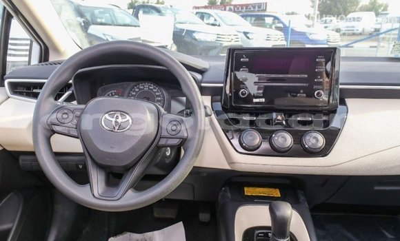Buy Import Toyota Corolla White Car in Import - Dubai in Bengo Province Buy Import Toyota Corolla White Car in Import - Dubai in Bengo Province