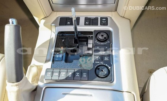 Buy Import Toyota Land Cruiser White Car in Import - Dubai in Bengo Province Buy Import Toyota Land Cruiser White Car in Import - Dubai in Bengo Province