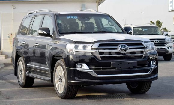 Comprar Importar Toyota Land Cruiser Preto Carro em Import - Dubai em Bengo Province Comprar Importar Toyota Land Cruiser Preto Carro em Import - Dubai em Bengo Province