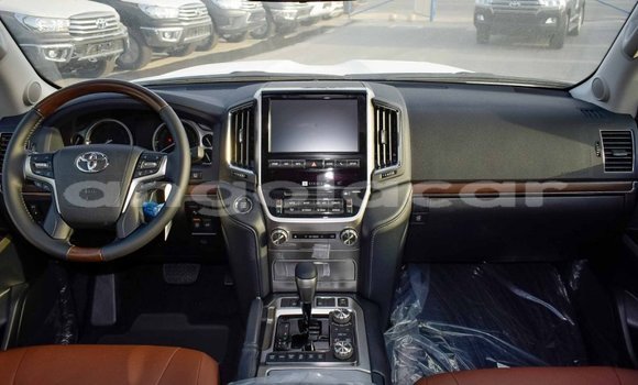 Comprar Importar Toyota Land Cruiser Preto Carro em Import - Dubai em Bengo Province Comprar Importar Toyota Land Cruiser Preto Carro em Import - Dubai em Bengo Province