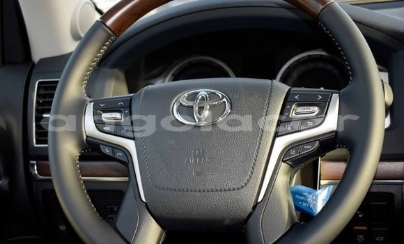Comprar Importar Toyota Land Cruiser Preto Carro em Import - Dubai em Bengo Province Comprar Importar Toyota Land Cruiser Preto Carro em Import - Dubai em Bengo Province