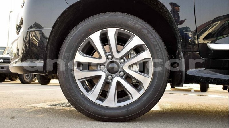 Big with watermark toyota land cruiser bengo province import dubai 7136